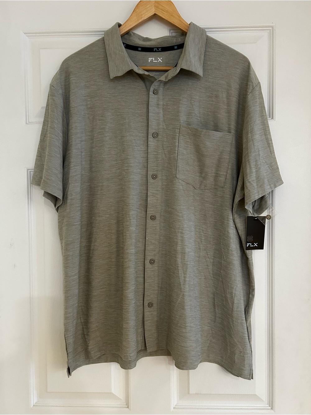 KOHLS Men's Short Sleeve Button-Up Shirt — Wind Gray